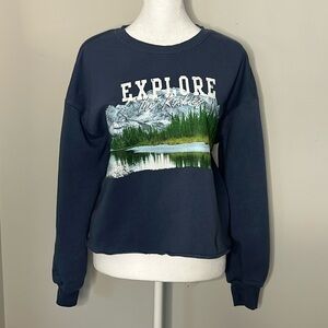 Explore the Rockies Cropped Sweatshirt from Grayson/Threads Size Small